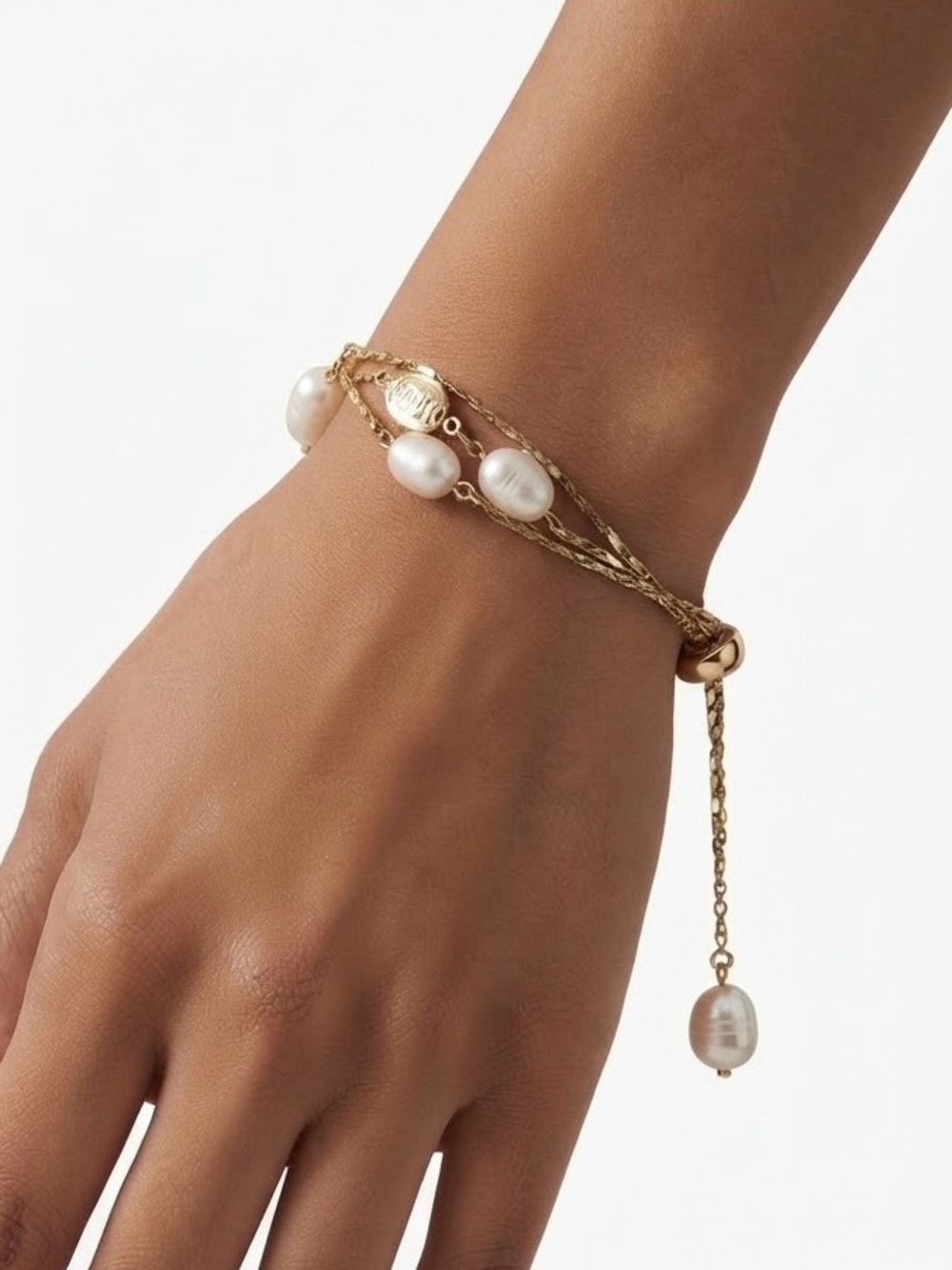 Elegant like Gold and Pearl Women's bracelet